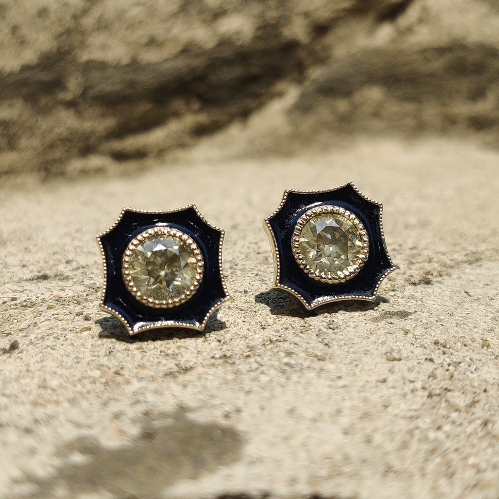 2.93 Carat Old Mine Cut Diamond Earrings (14K Gold)