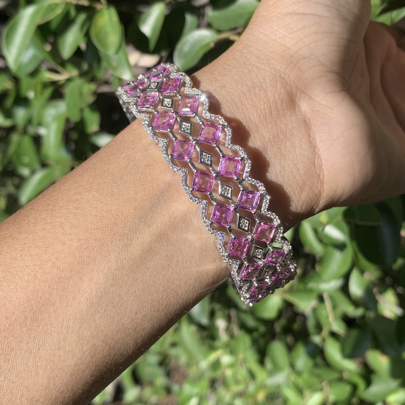 26.96 Carat Pink Sapphire Bangle (18K White Gold)