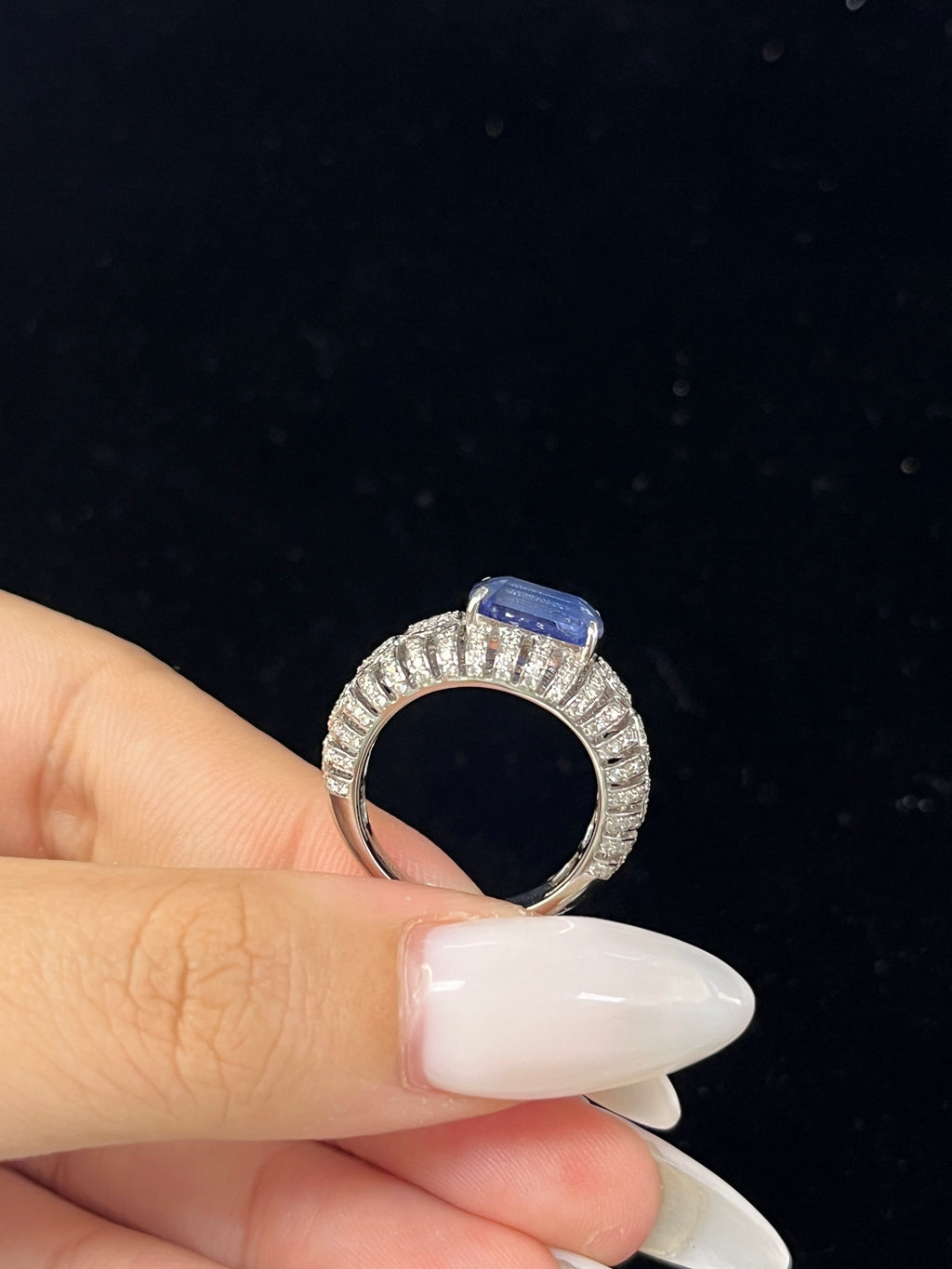 3.54 Carat Ceylon Blue Sapphire and Diamond Ring in 18K Gold
