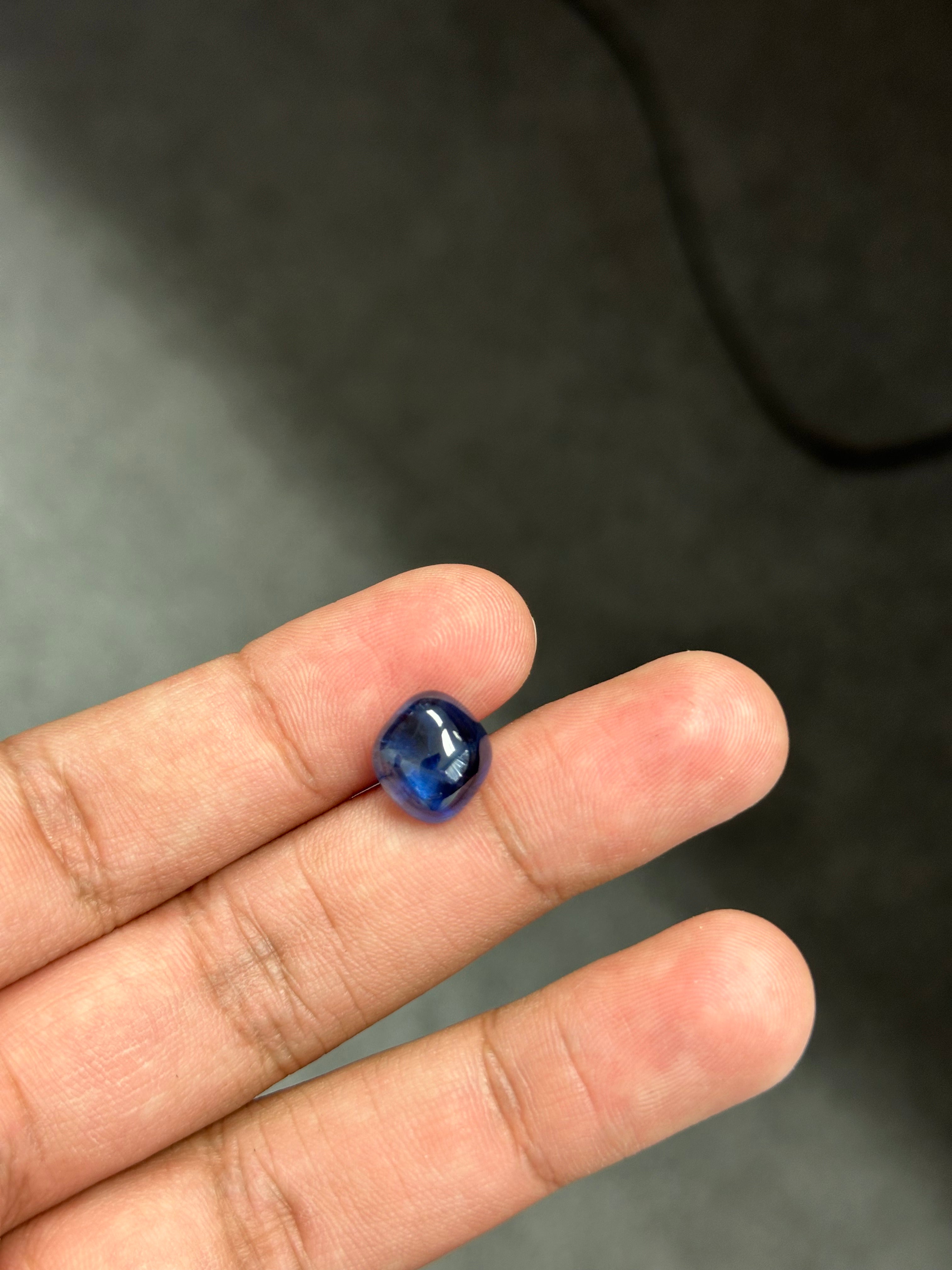7.16 Carat Sugarloaf No-Heat Sri Lanka blue Sapphire loose stone