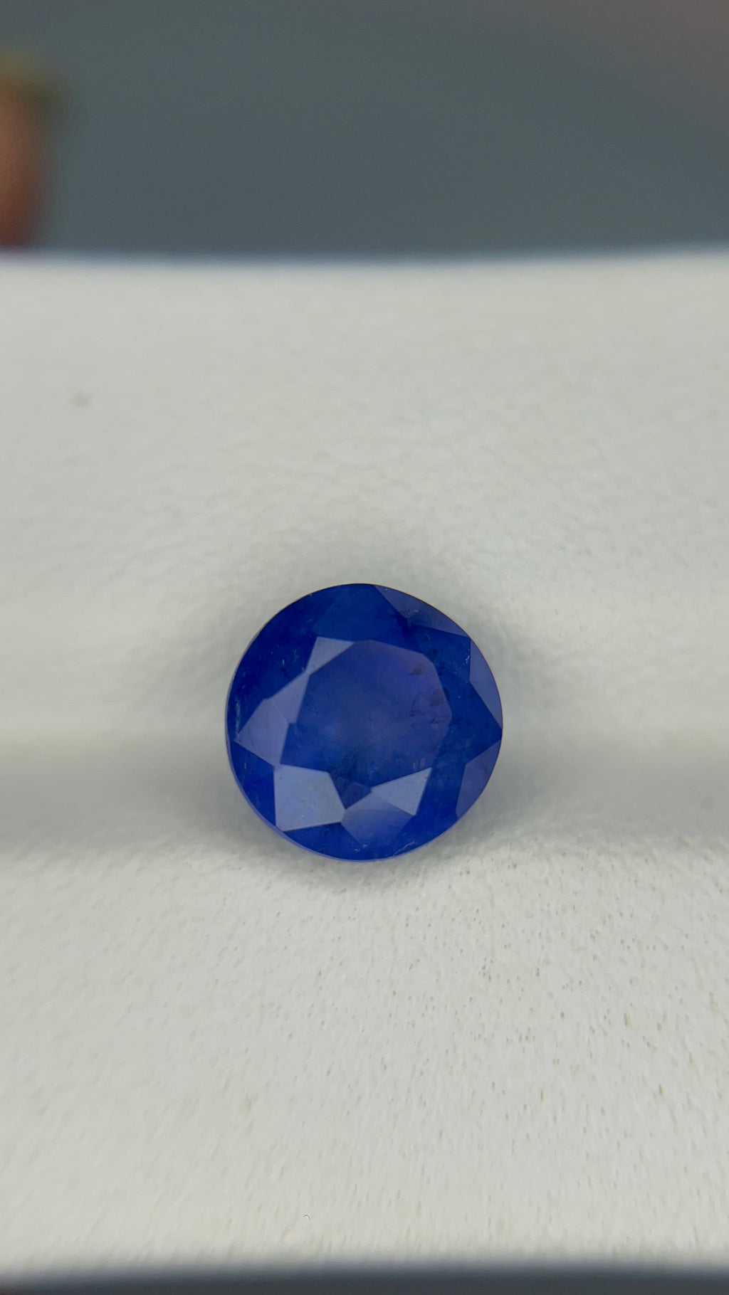 3.78 Carat Round  Blue  Heat  Sapphire Loose stone