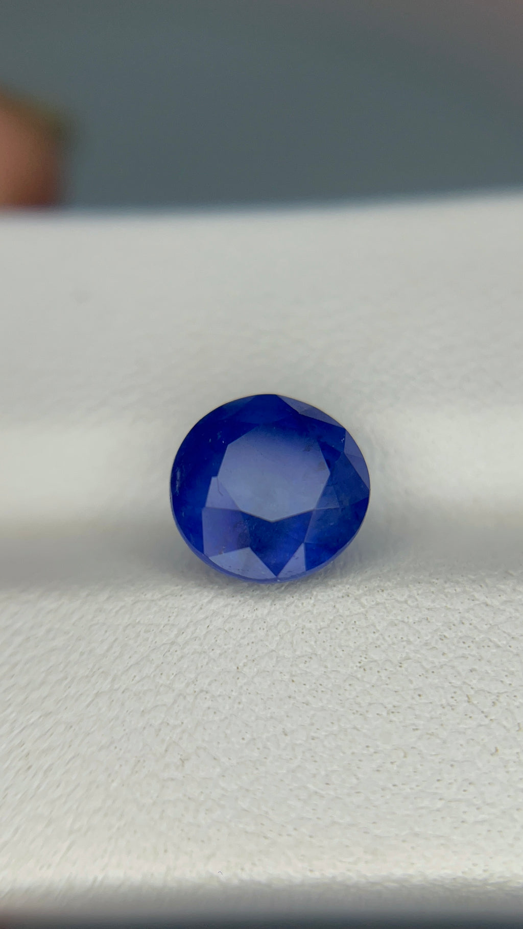 3.78 Carat Round  Blue  Heat  Sapphire Loose stone