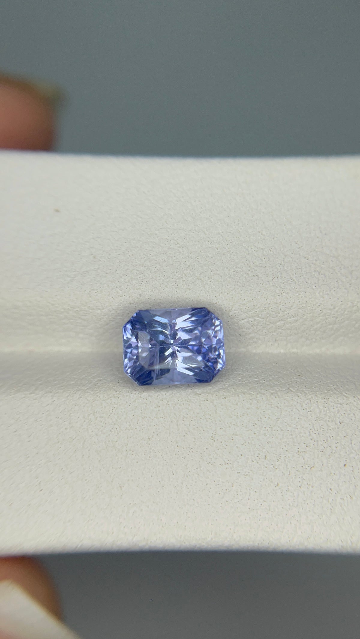 2.77 Carat Radiant cut Sri Lanka Blue Heat  Sapphire Loose stone
