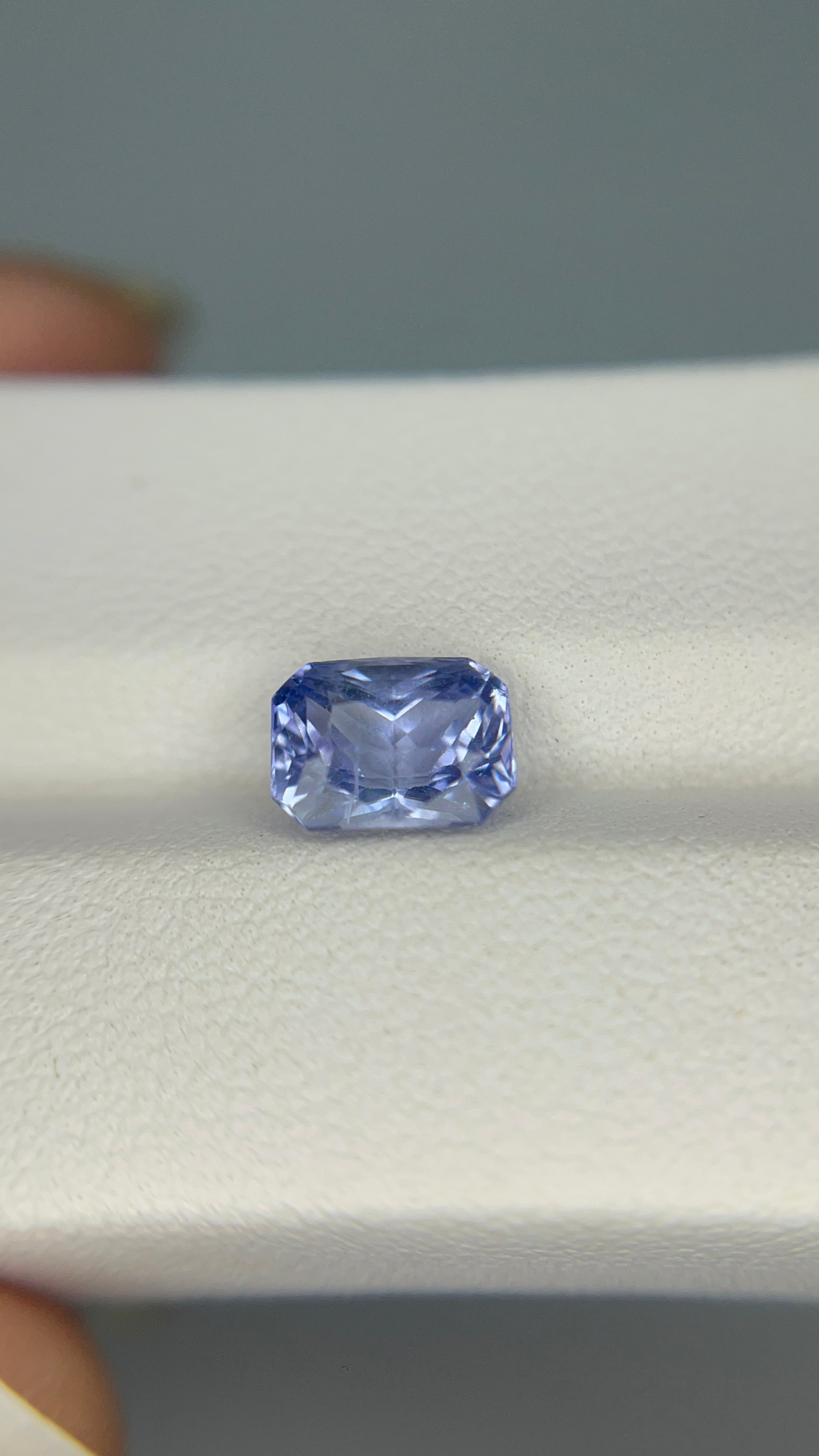 2.77 Carat Radiant cut Sri Lanka Blue Heat  Sapphire Loose stone