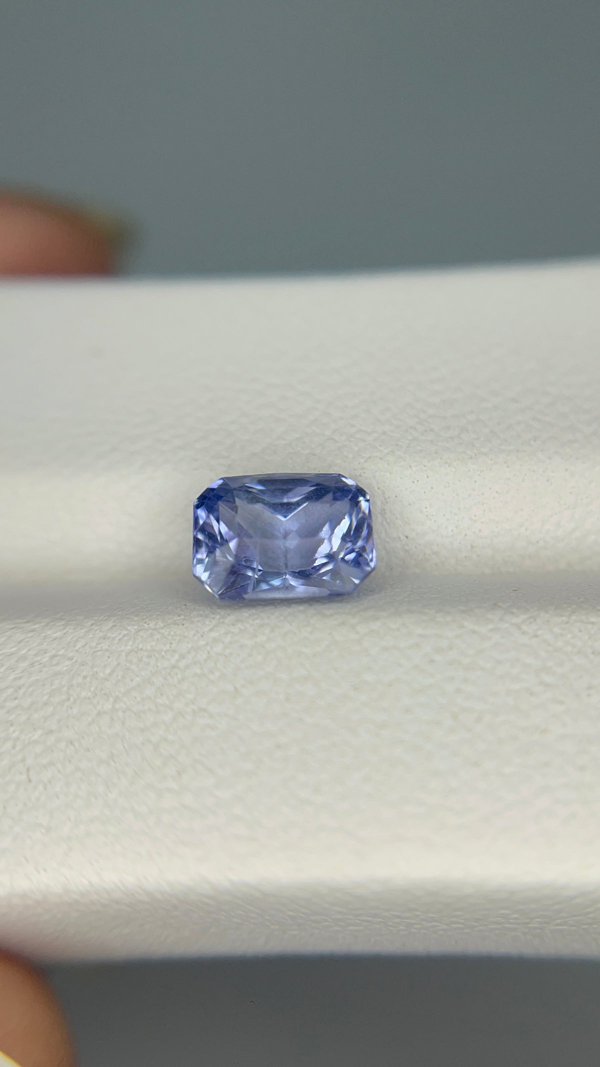 2.77 Carat Radiant cut Sri Lanka Blue Heat  Sapphire Loose stone