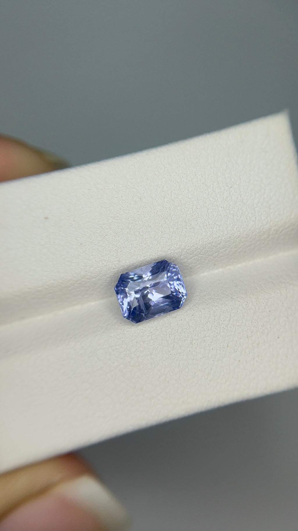 2.77 Carat Radiant cut Sri Lanka Blue Heat  Sapphire Loose stone