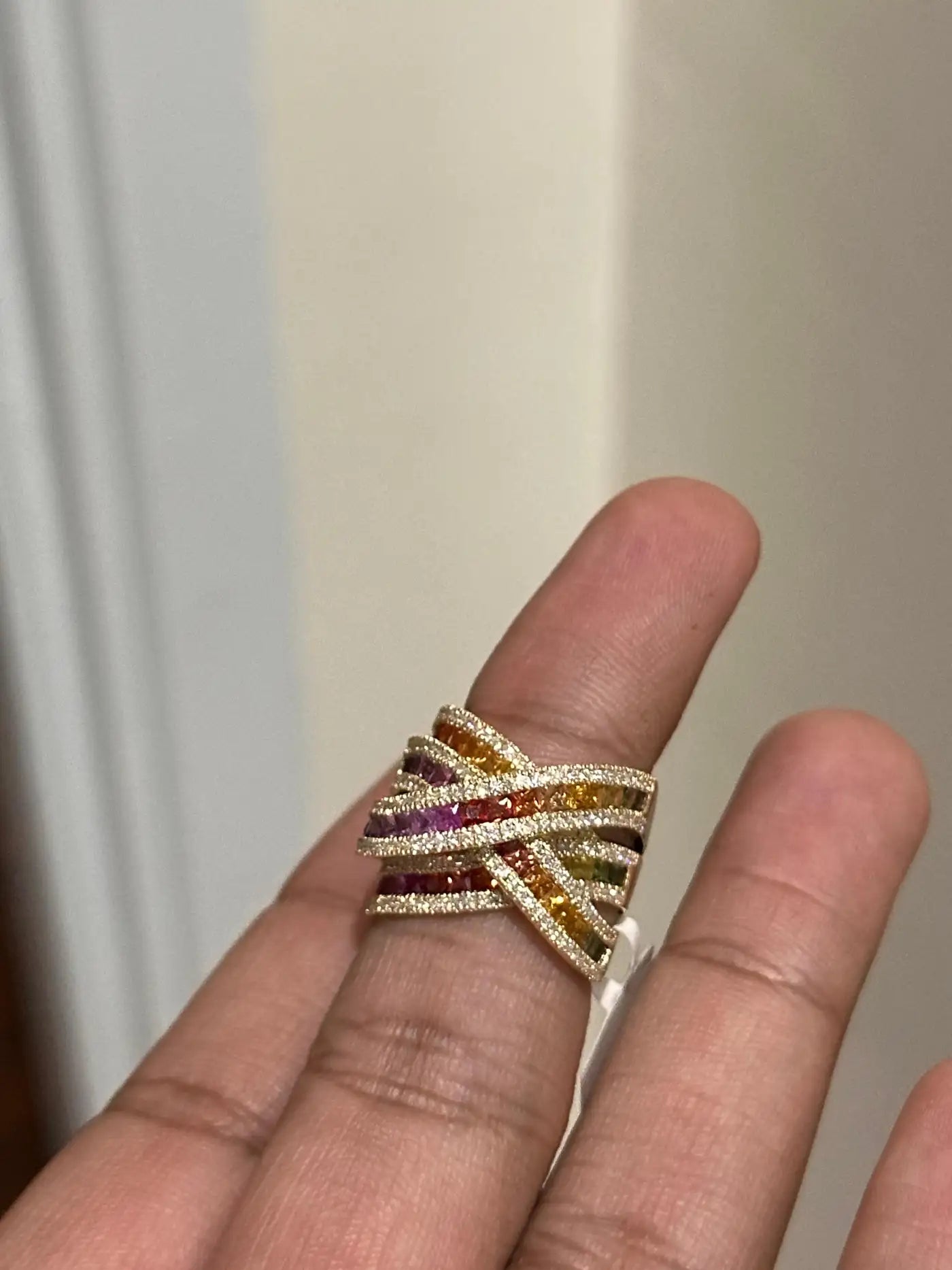 3.92 Carat Rainbow Sapphire Ring in 14K Yellow Gold