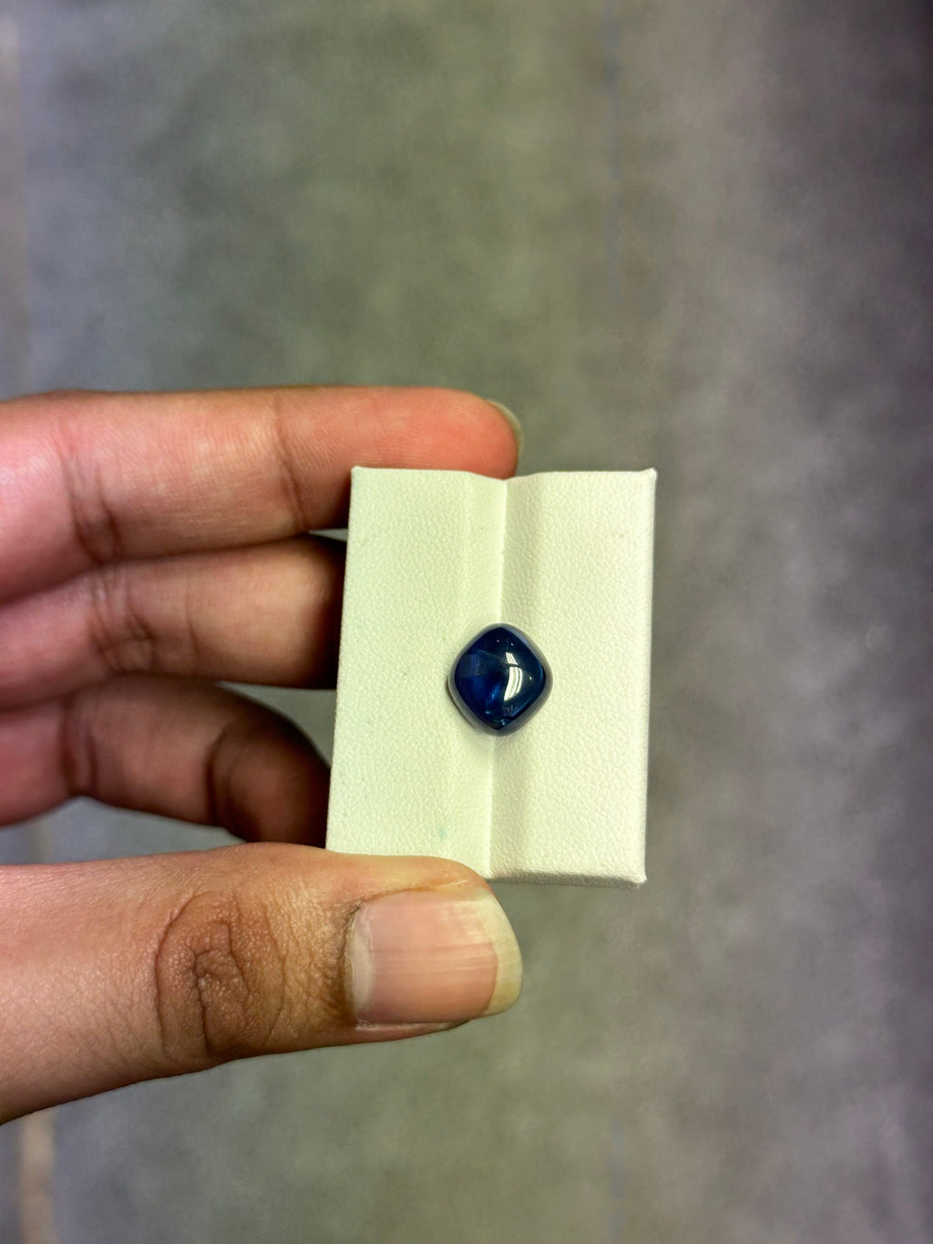 7.16 Carat Sugarloaf No-Heat Sri Lanka blue Sapphire loose stone