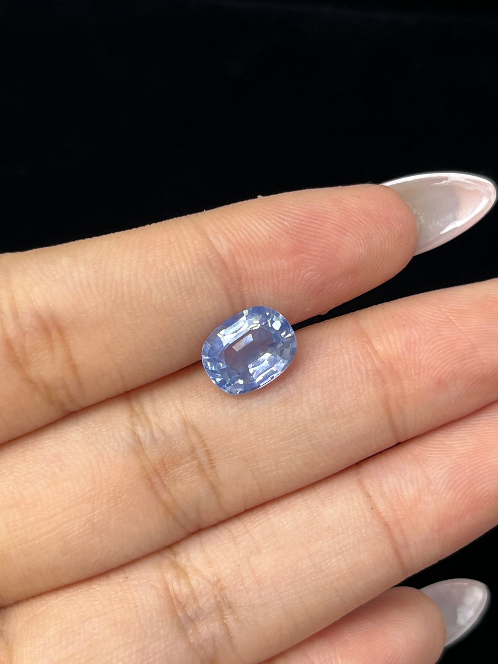 3.33 Carat Cushion Sri Lanka Cornflower Blue	Heat Sapphire Loose stone
