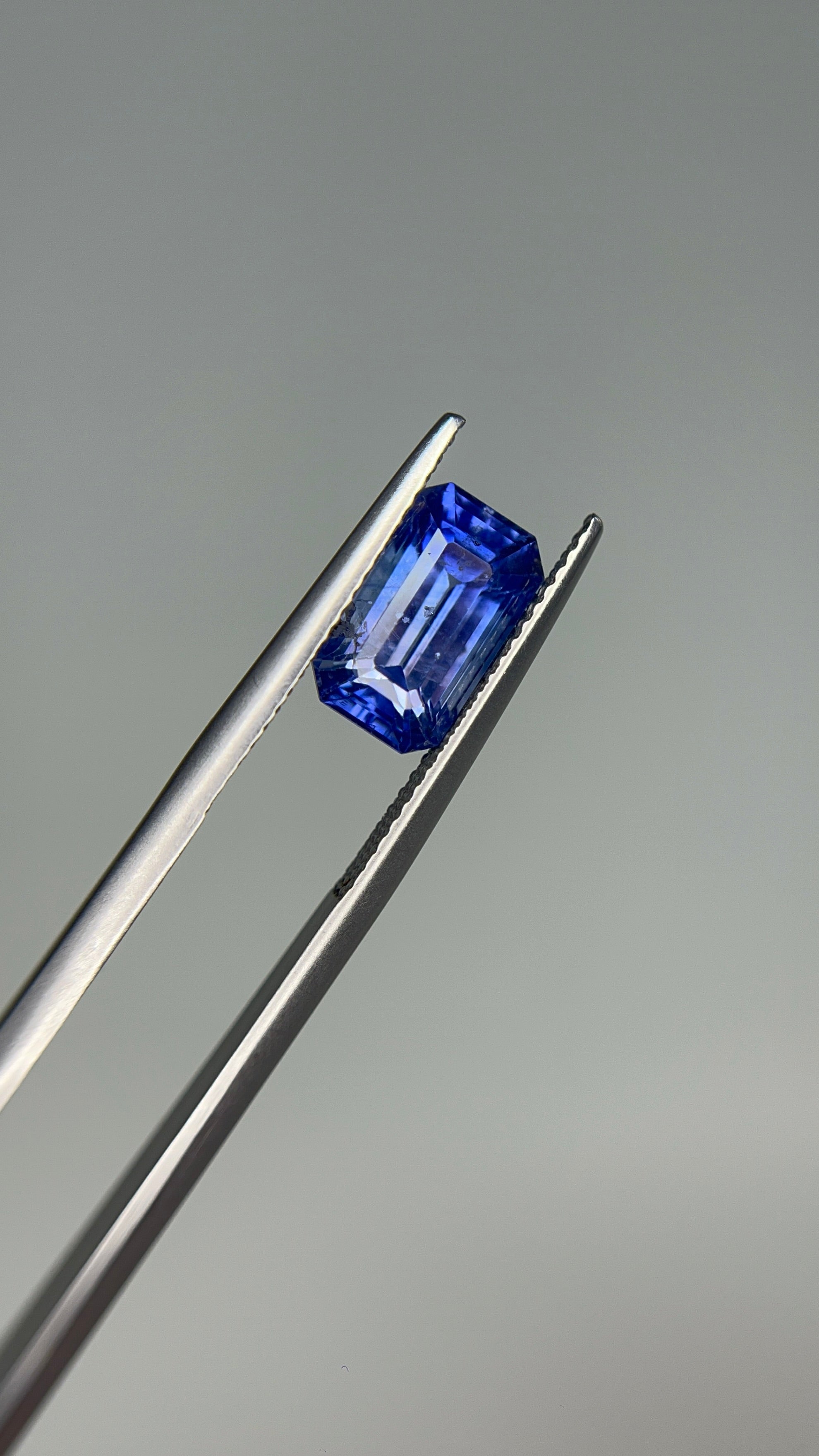 3.95 Carat Emerald Cut  Blue Heat Sapphire Loose stone