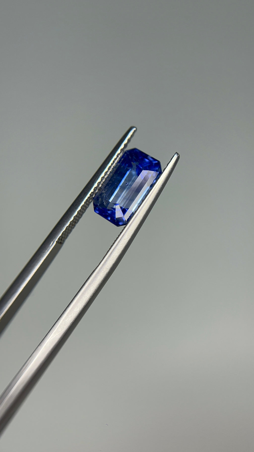 3.95 Carat Emerald Cut  Blue Heat Sapphire Loose stone