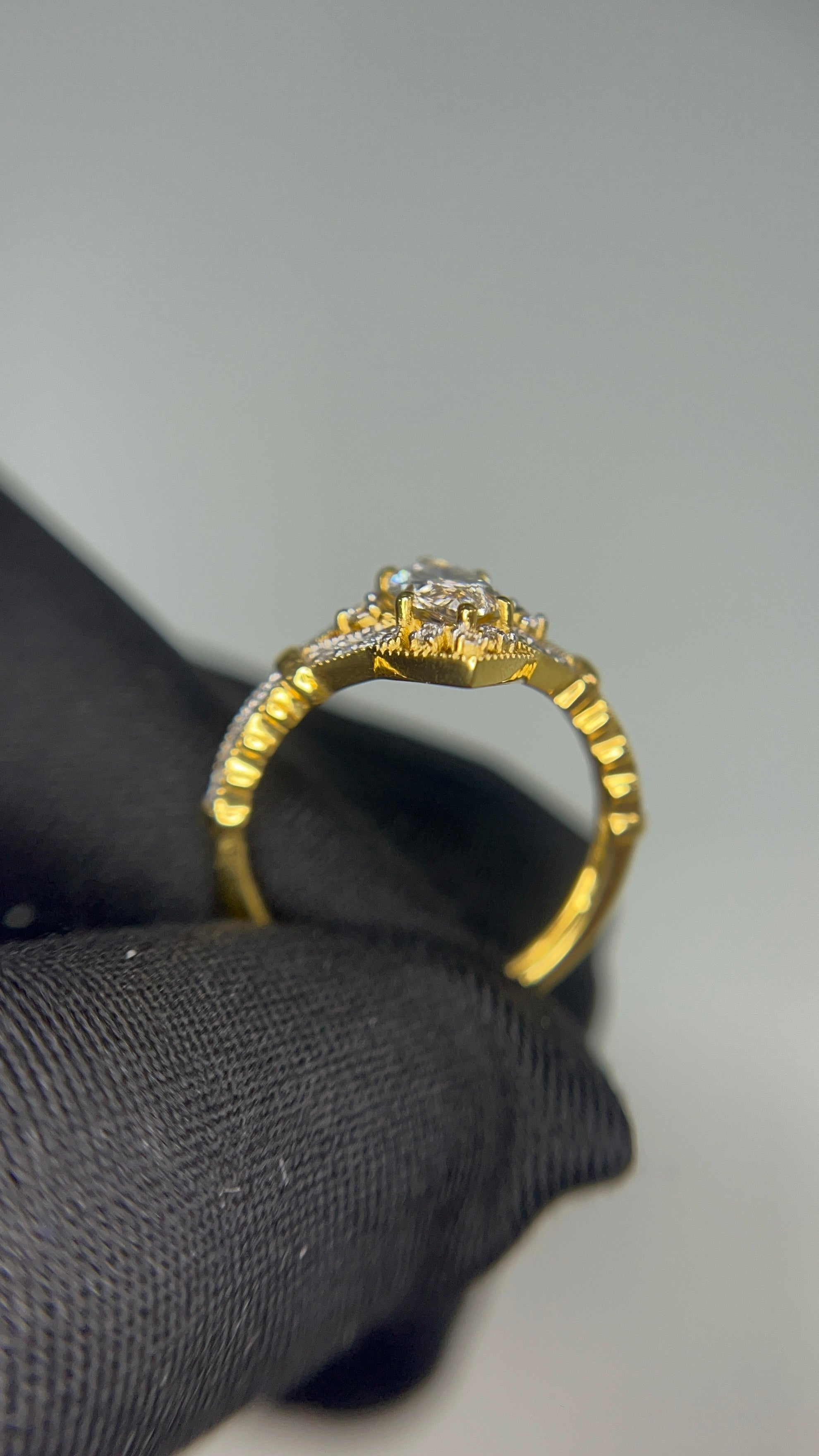 1.08 carat Marquise Lab Diamond in  14K YG ring