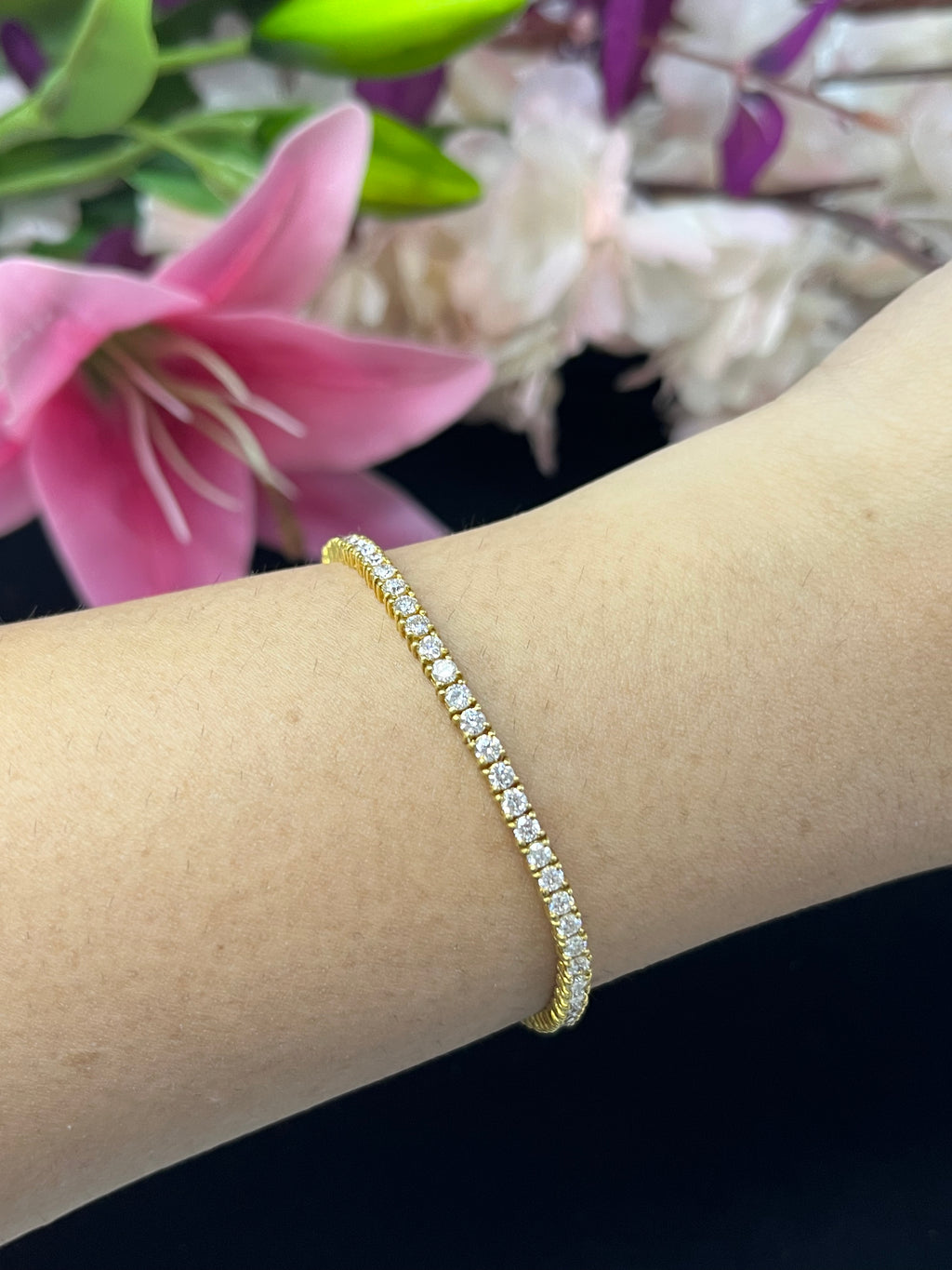 3.45 carat Lab Round Diamonds in Yellow silver bracelet