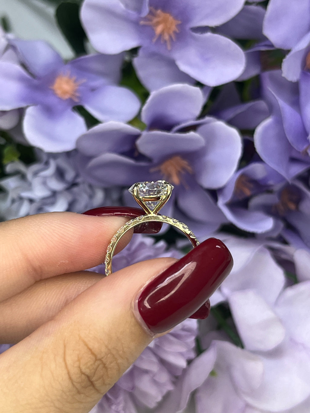 3.1 Carat Round Lab Diamond in 14KYG ring