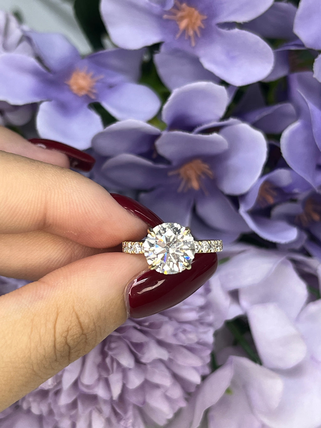3.1 Carat Round Lab Diamond in 14KYG ring
