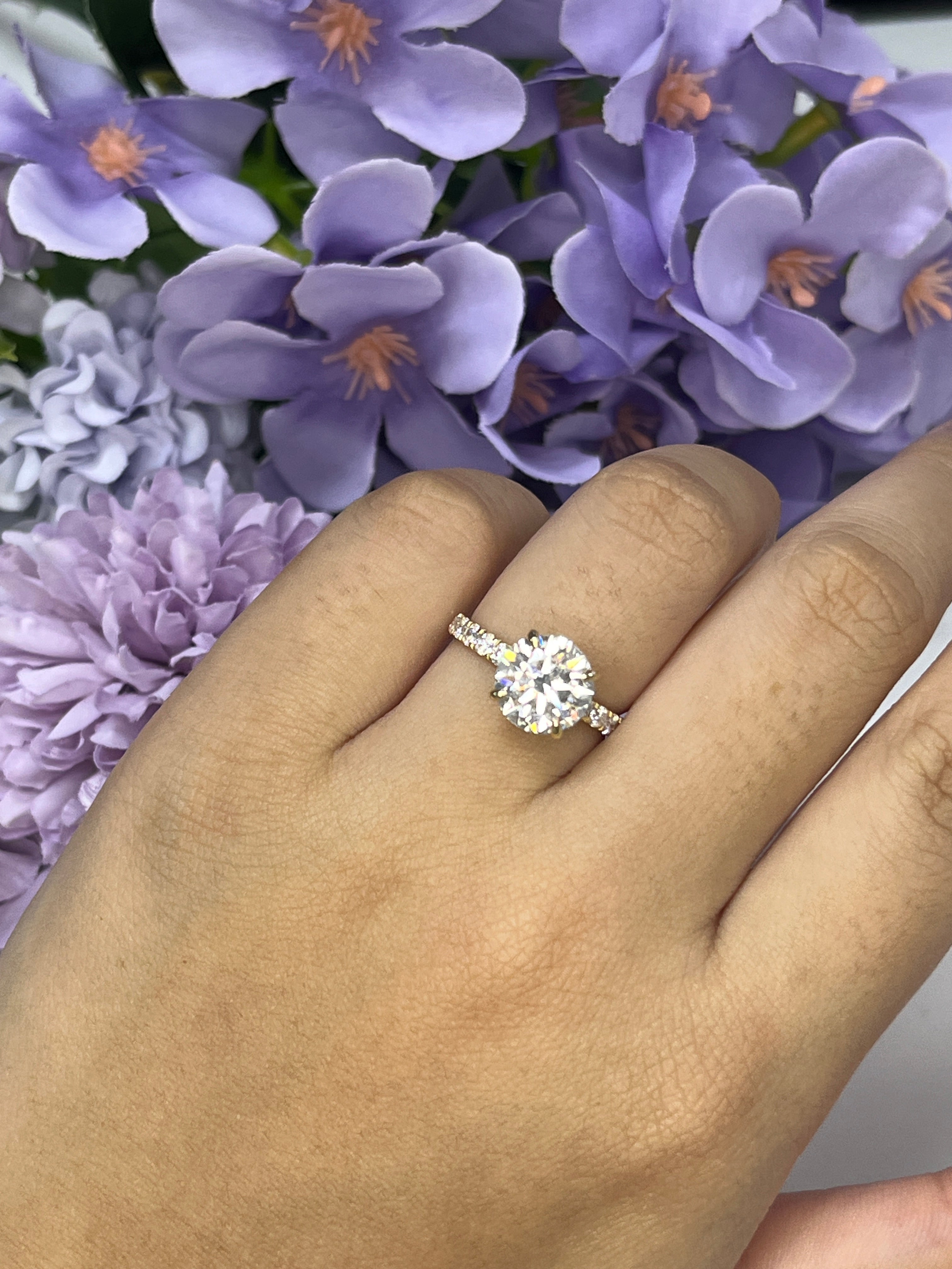 3.1 Carat Round Lab Diamond in 14KYG ring