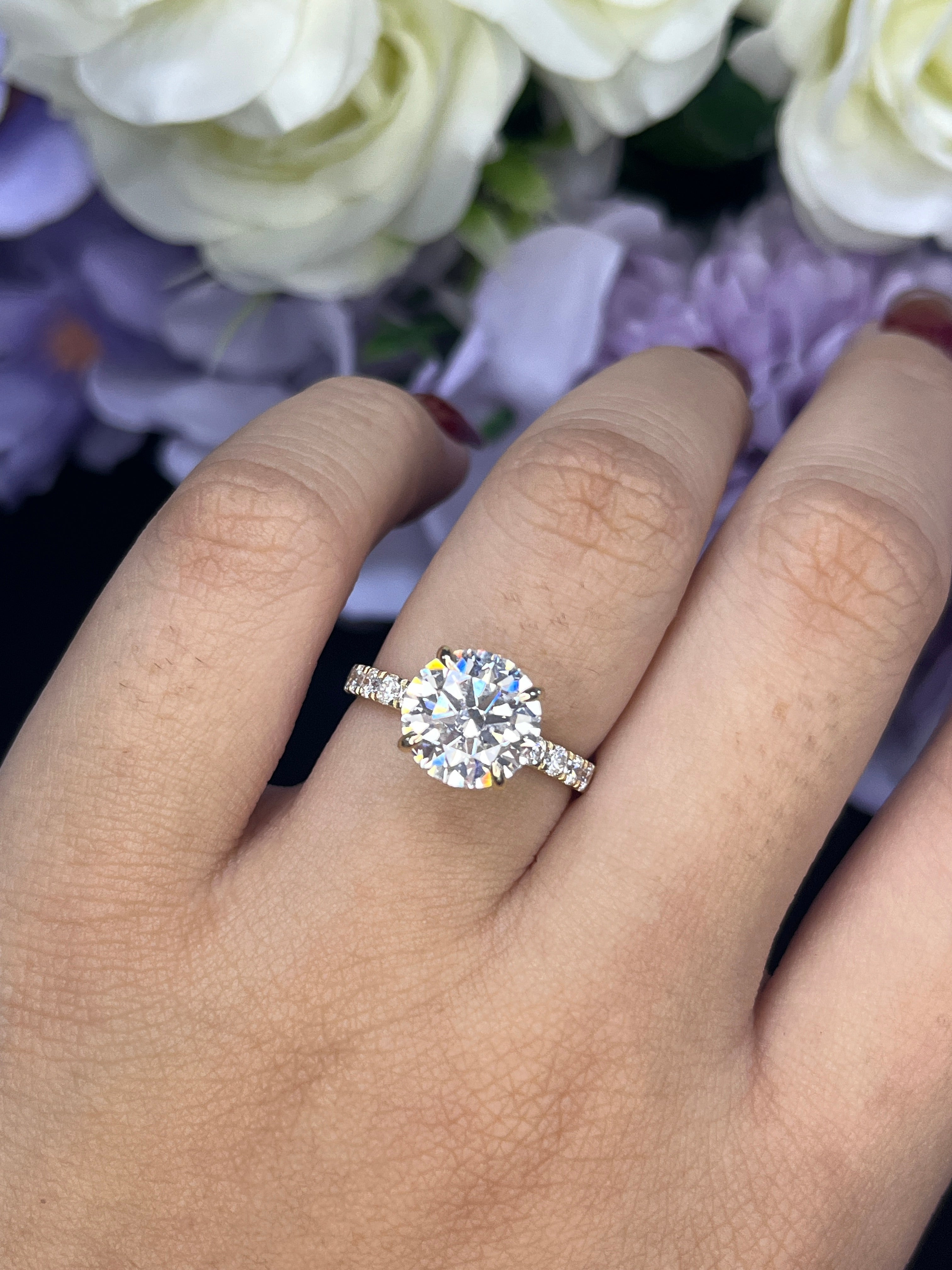 3.1 Carat Round Lab Diamond in 14KYG ring