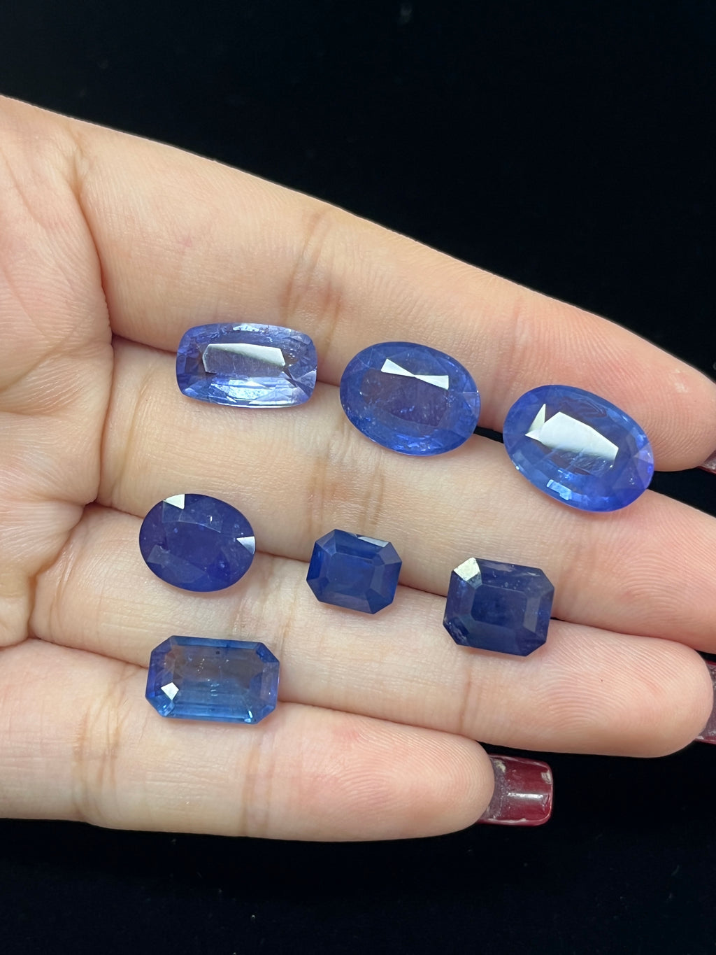3.69 Carat Mix shaped Sri Lanka Blue	Heat  Sapphire Loose stone lot