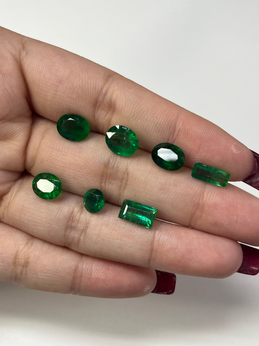 11.29 Carat Loose Gemstone Emerald Lot  Mix shape