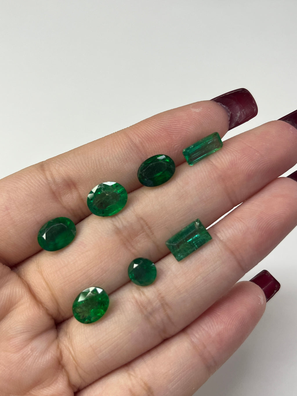 11.29 Carat Loose Gemstone Emerald Lot  Mix shape