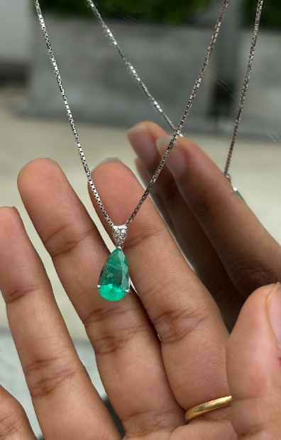 2.72 Carat Emerald and Diamond Pendant in Platinum 850