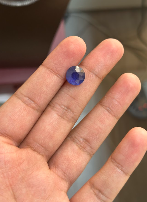 6.52 Carat Round shape heat Sapphire loose stone