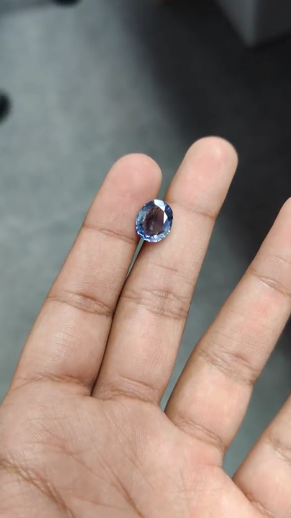 6.03 Carat Oval No-Heat    Madagascar  Blue-Green     Sapphire Loose stone