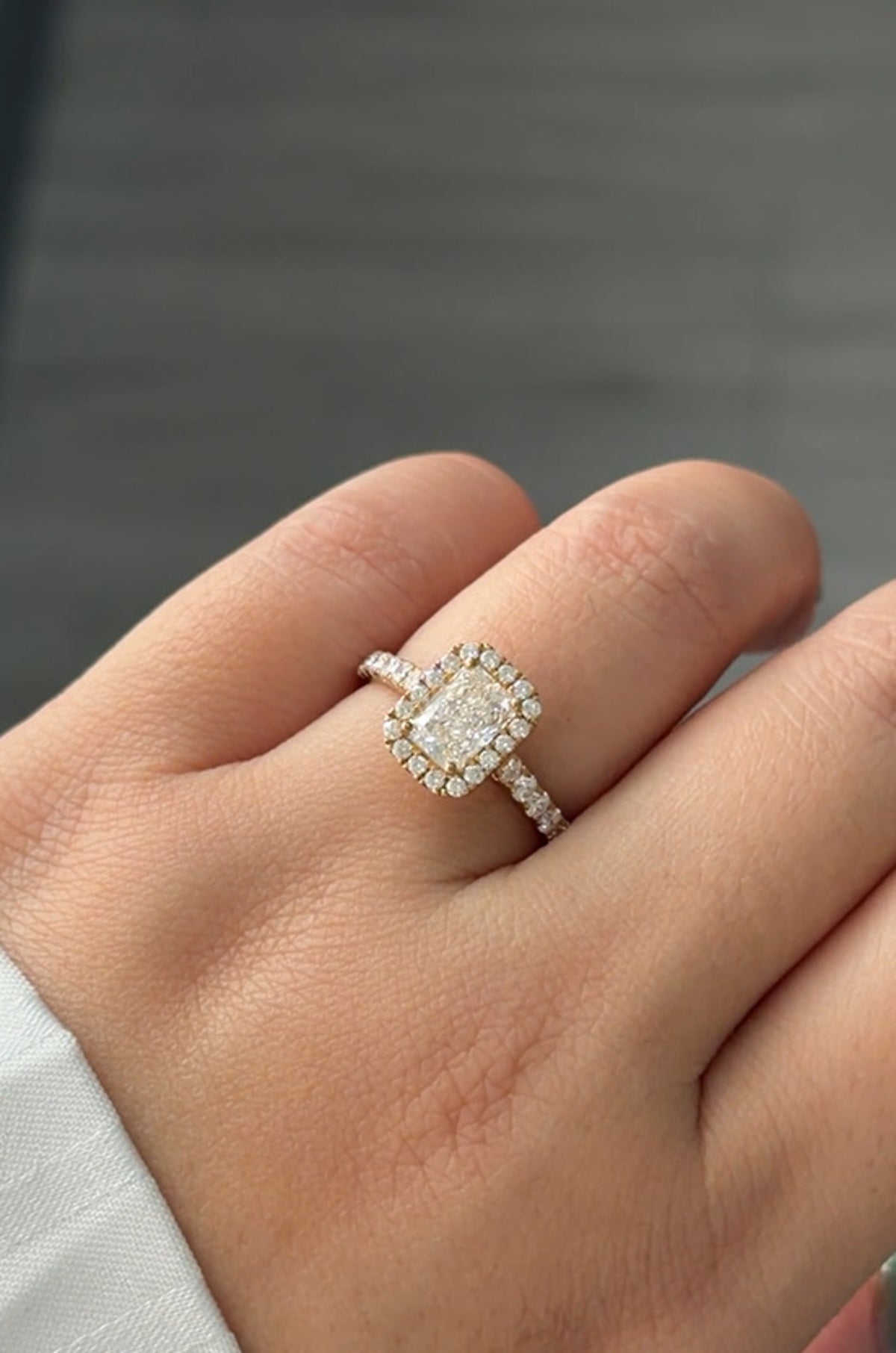 1.05 Carat Lab Diamond in 9KYG Ring