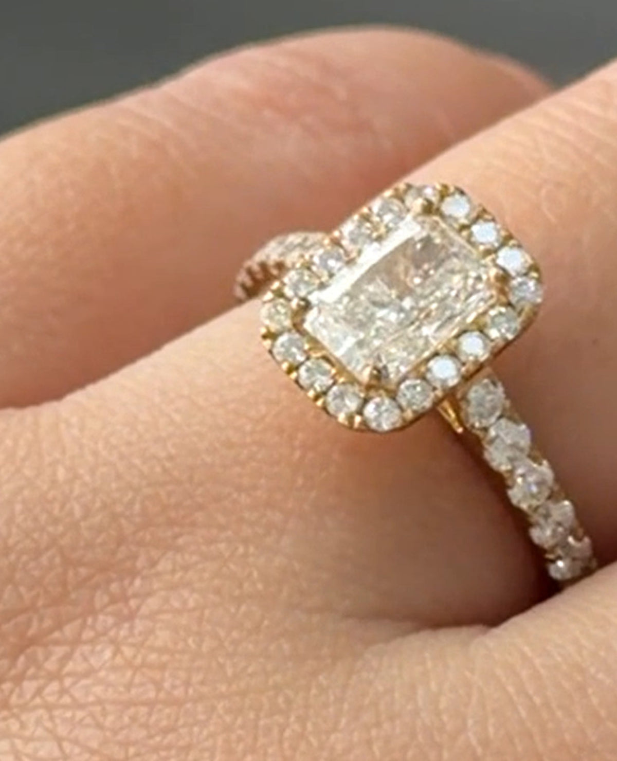 1.05 Carat Lab Diamond in 9KYG Ring