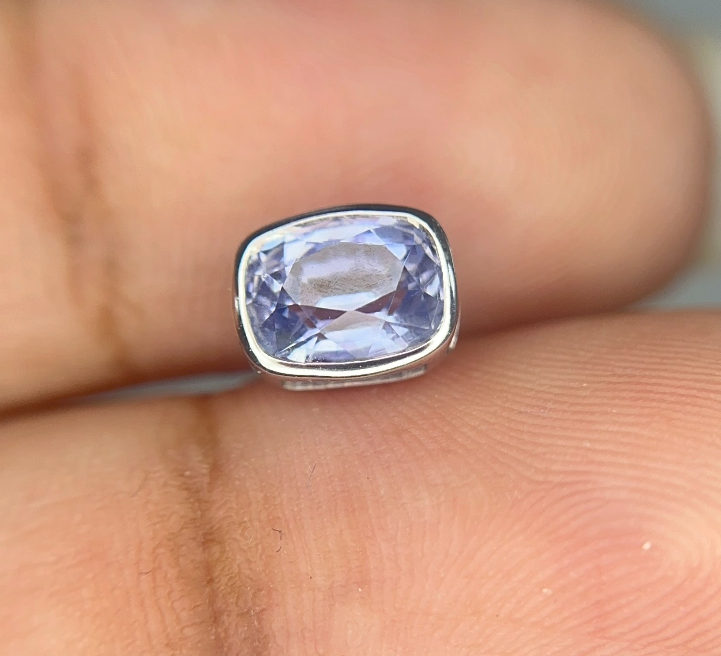 0.97 Carat Lavender Sapphire Pendant Necklace in 14K White Gold