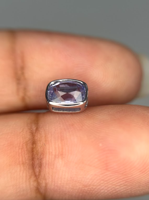 0.97 Carat Lavender Sapphire Pendant Necklace in 14K White Gold