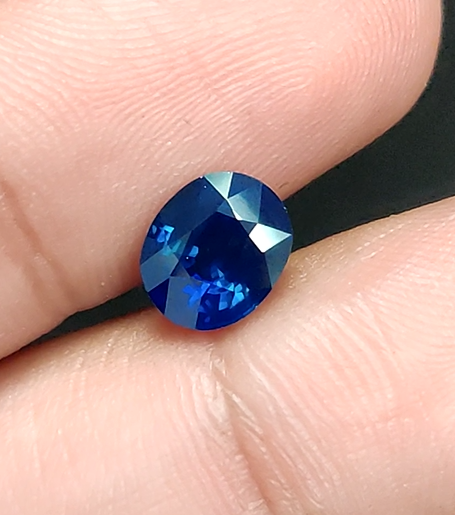 2.25 Carat Oval No-Heat Madagascar Blue Sapphire Loose stone