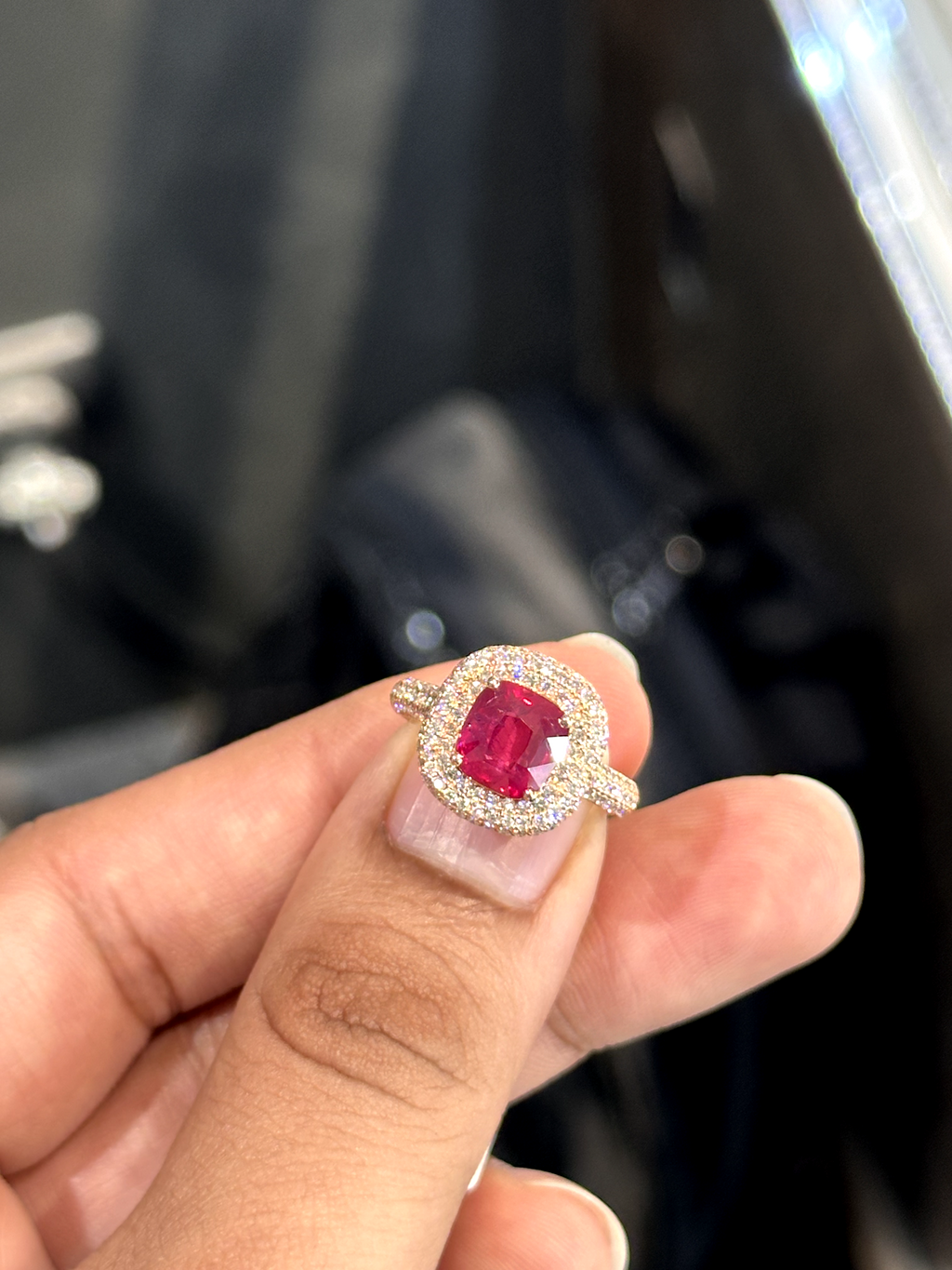 3.03 Carat Ruby 18K Pink Gold Ring