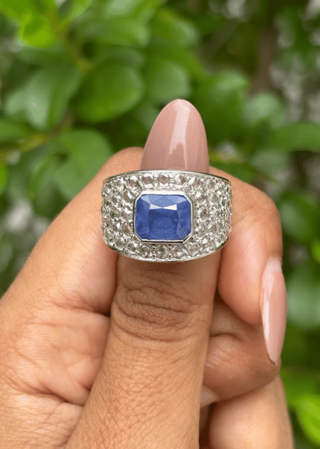 3.56 Carat Ceylon Blue Sapphire Antique Style Ring (14K Gold)