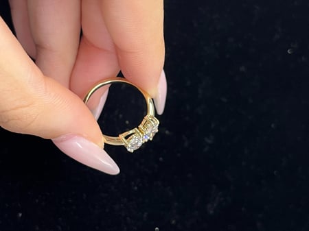2.06 Carat Lab diamond in 14K White Gold Moi et Toi Ring