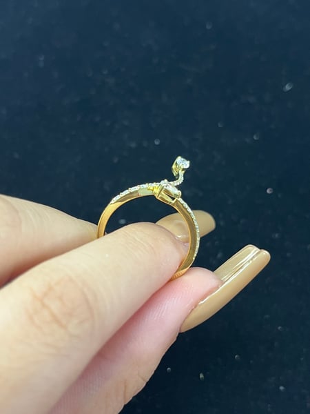 0.54 carat Lab diamond 18K Yellow gold ring