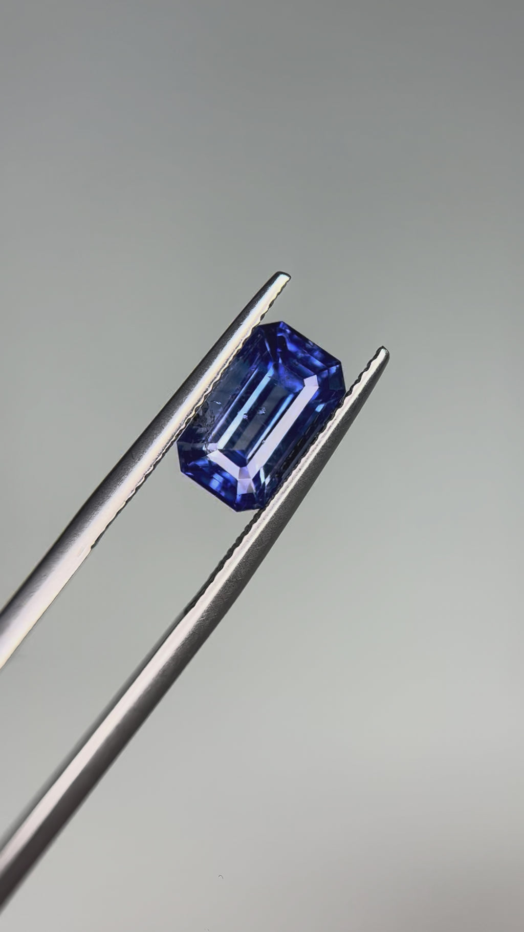 3.95 Carat Emerald Cut  Blue Heat Sapphire Loose stone