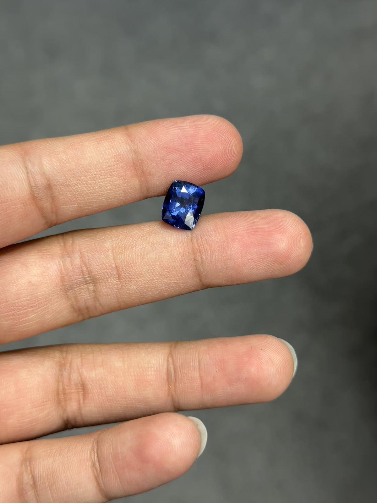5.57 Carat Cushion cut Cornflower Blue Heat Sapphire loose stone