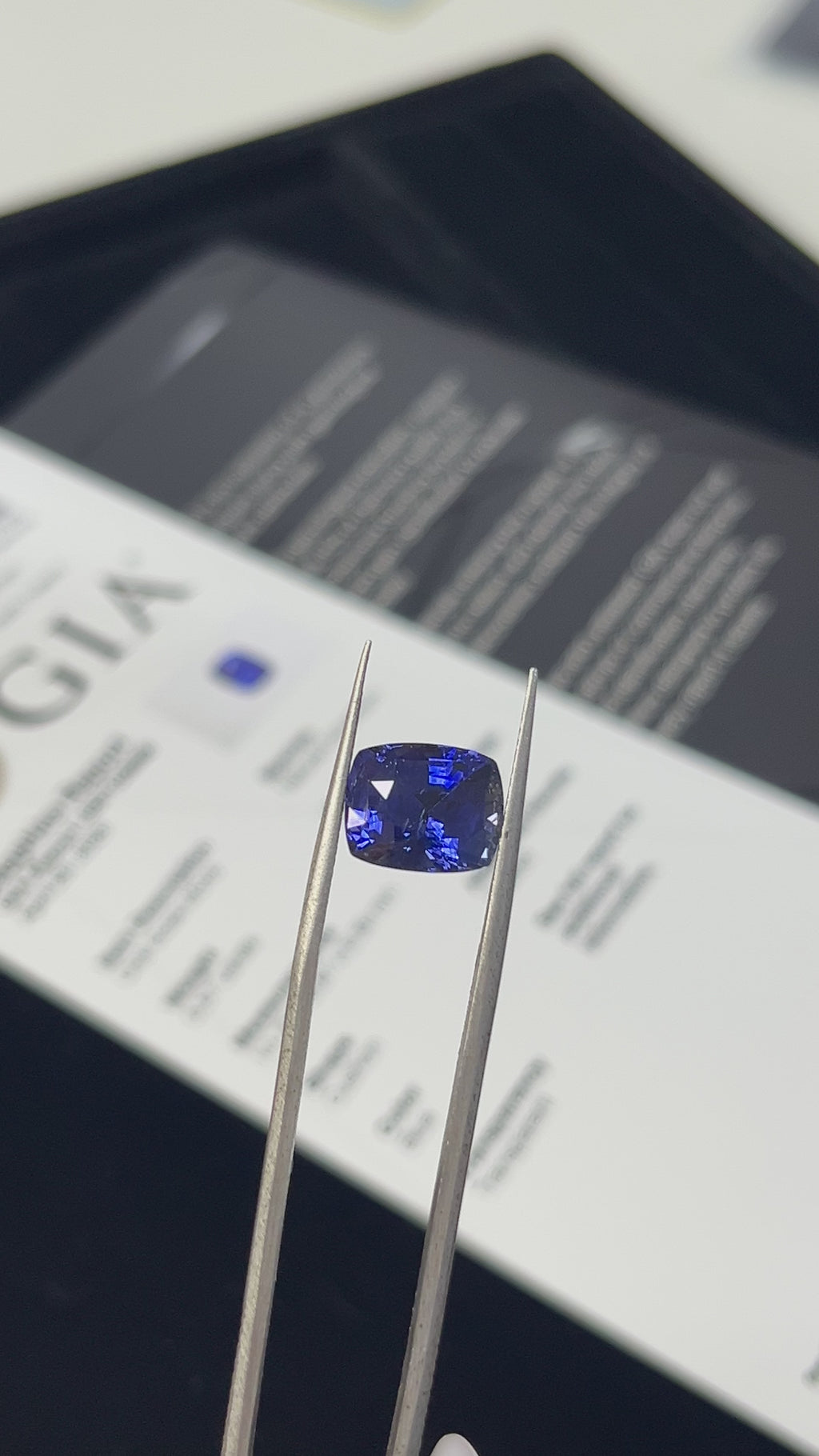 5.57 Carat Cushion cut Cornflower Blue Heat Sapphire loose stone