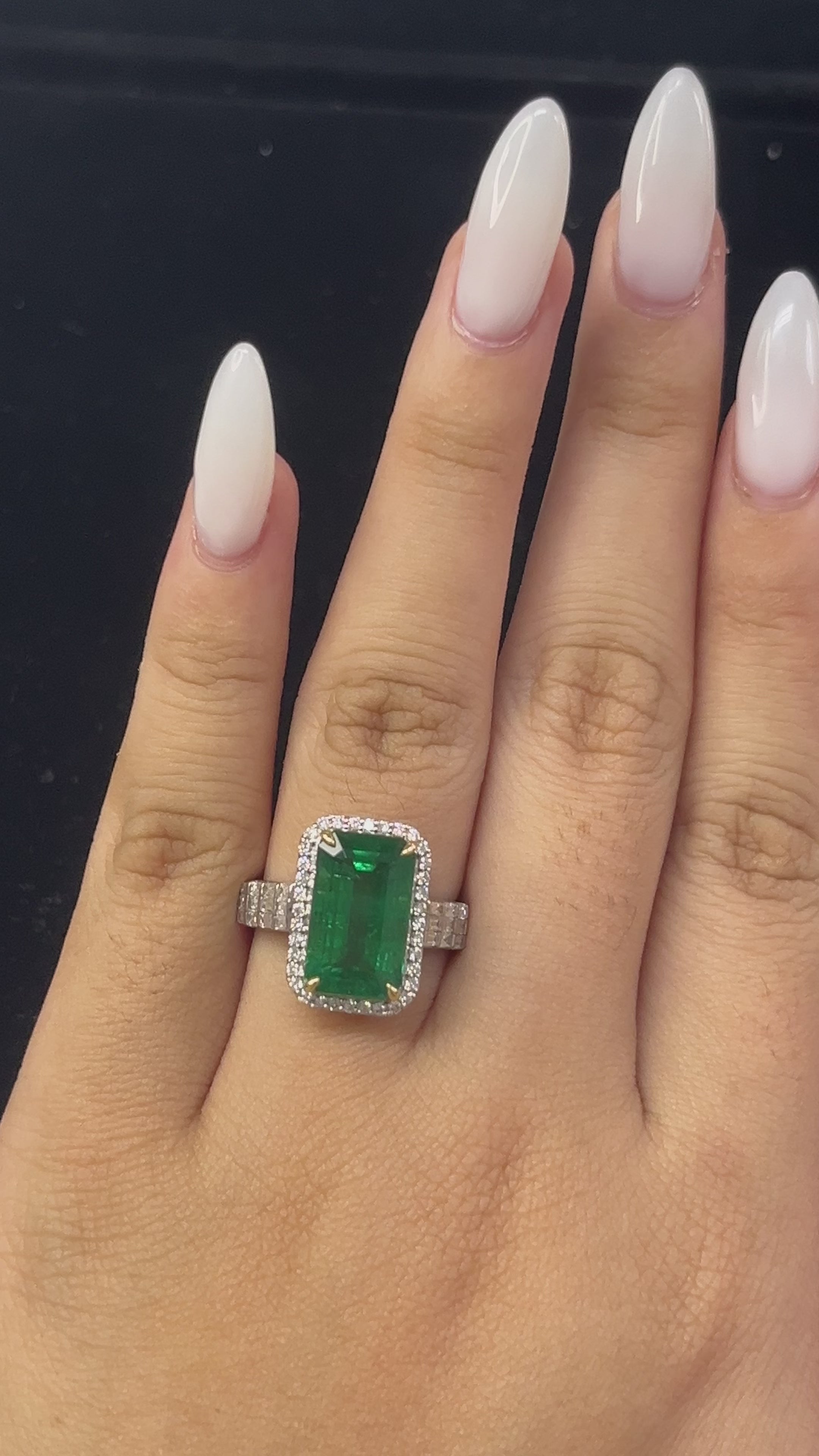 6.80 Carat Emerald in 18K White Gold Ring