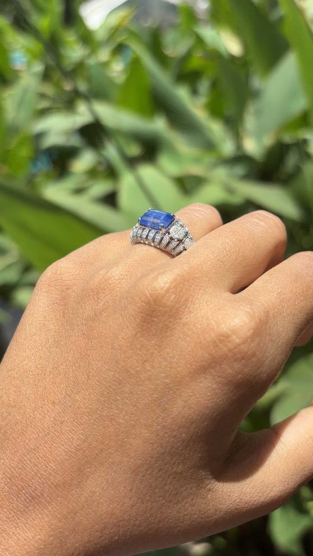 3.54 Carat Ceylon Blue Sapphire and Diamond Ring in 18K Gold